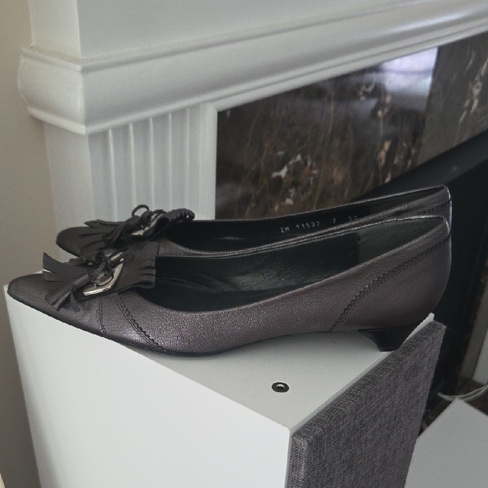 Stuart Weitzman Metallic Charcoal Loafers - Picture 2 of 12
